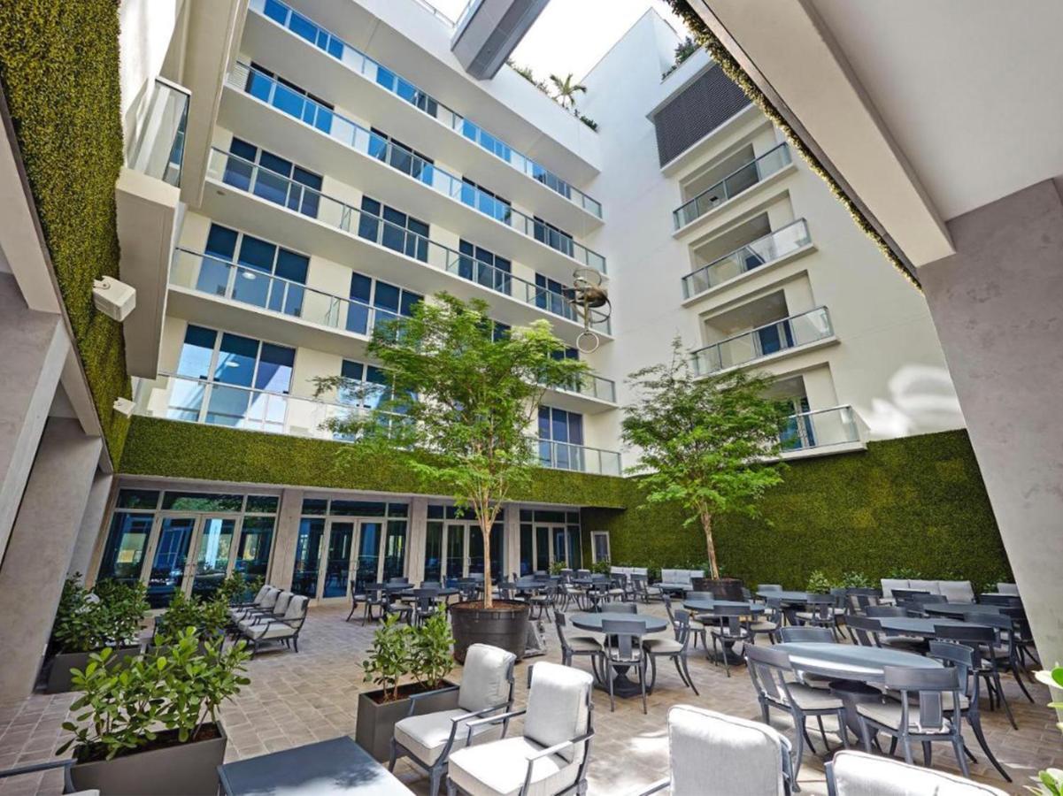 Hollywood Studios Condo Costa Холивуд Екстериор снимка