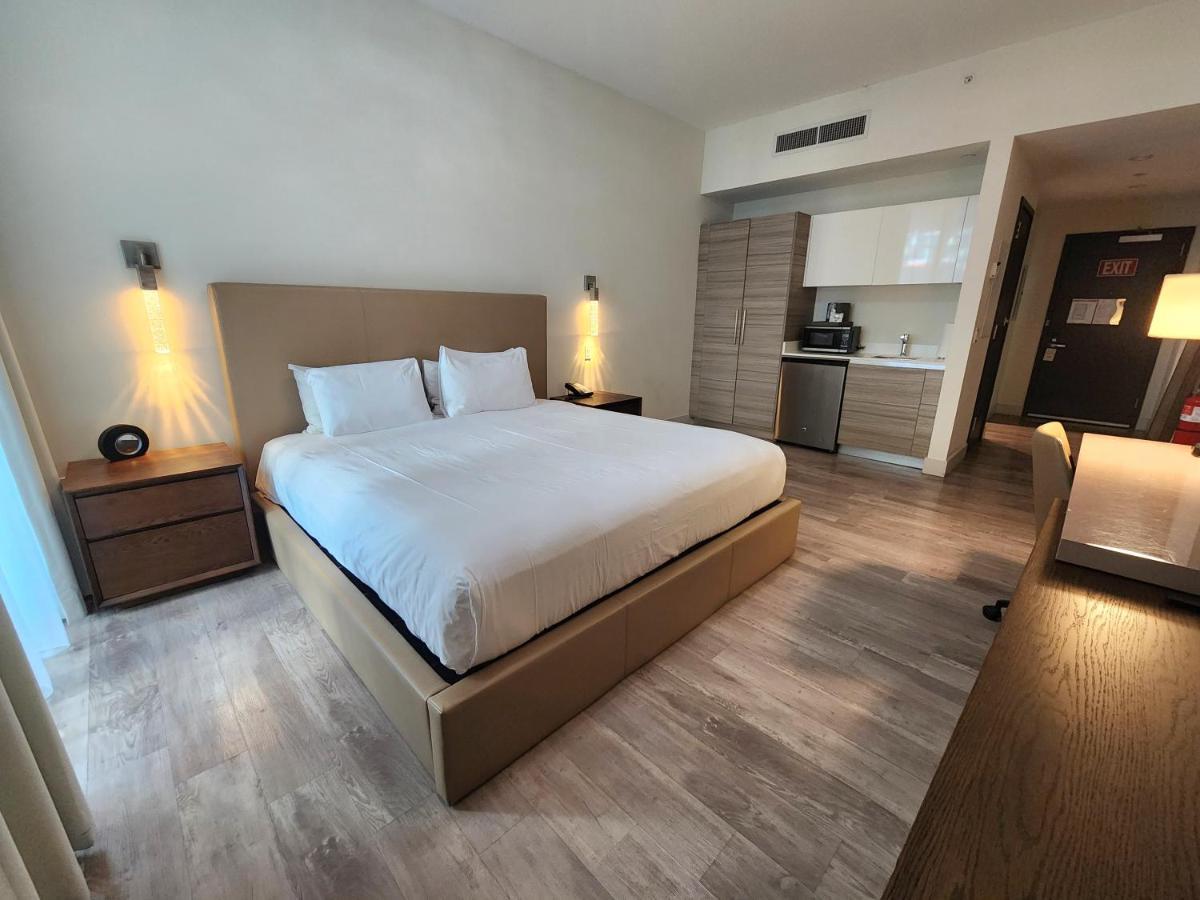 Hollywood Studios Condo Costa Холивуд Екстериор снимка
