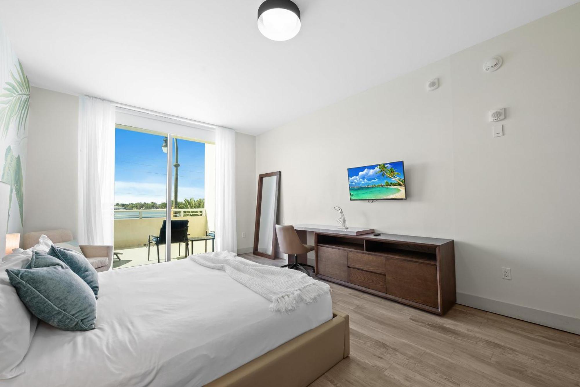 Hollywood Studios Condo Costa Холивуд Екстериор снимка